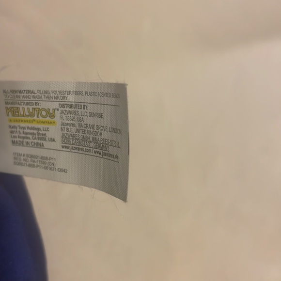 Squishmallows Miss Vi Blue/Purple Axolotl SCENTED 8” NWOT Mystery Squish🍄😳 - Picture 4 of 7